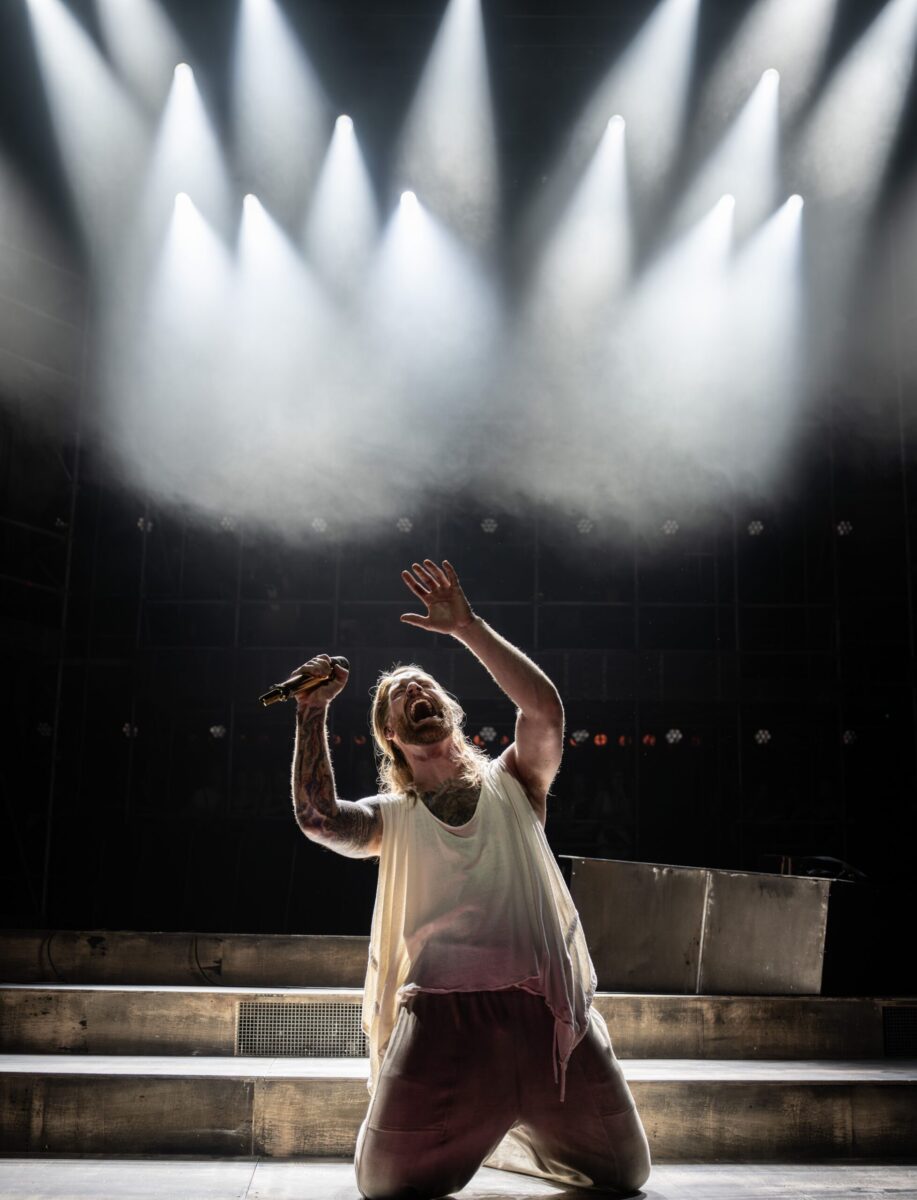 Sam Ryder (Jesus) &copy; Johan Persson