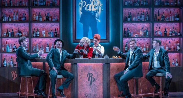 Daniel Tille (Florian), Koffi Missah (Ben), Sammy Szkopiak (Anne), Blanche Elliz (Caro), Andreas Köhler (Sascha), Fridtjof Bundel (Alex) &copy; Robert Jentzsch