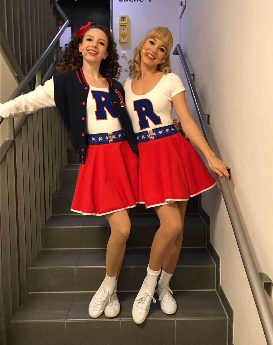 Auf einer High School dürfen natürlich auch die Cheerleader nicht fehlen – hier mit Mareike (Patty).