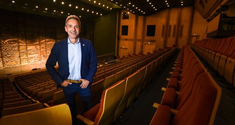 André Nicke im Großen Saal der ubs, Foto Udo Krause