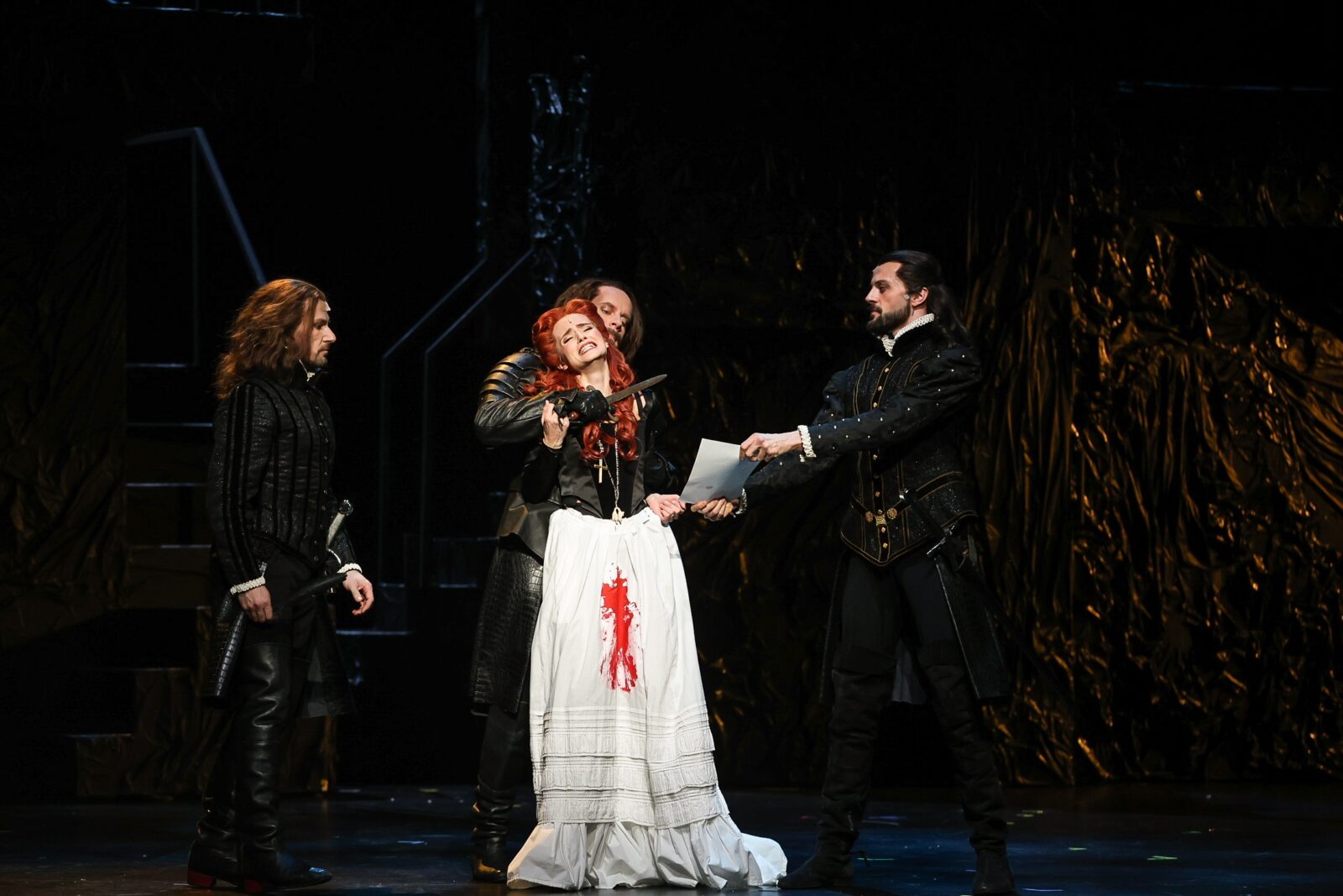 Alexandra-Yoana Alexandrova (Maria Stuart), Ensemble © Barbara Pálffy