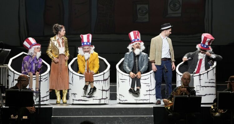 Lynsey Thurgar (Mrs. Draper), Valerie Luksch (Joan Fletcher), Karsten Kenzel (Horace J. Fletcher), Christian Fröhlich (C. Edgar Sloane), Gernot Romic (Jim Townsend), Max Niemeyer (Colonel Holmes) &copy; Reinhard Winkler