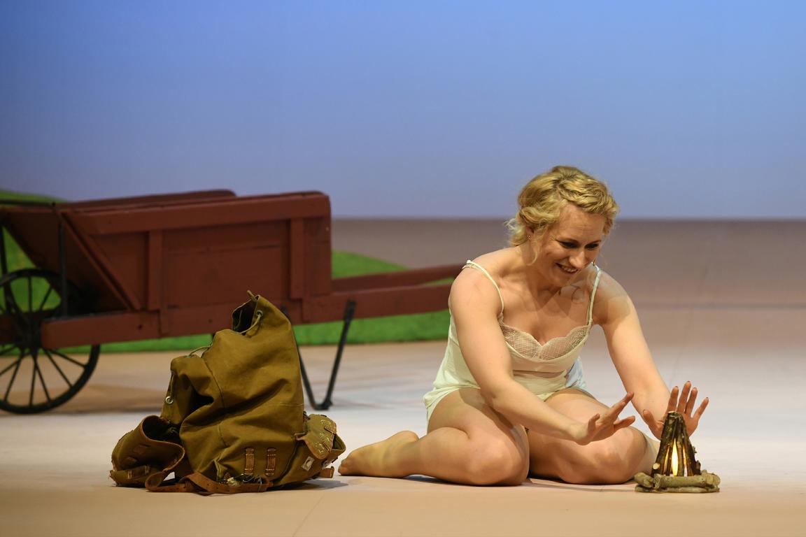 Victoria Kunze (Eva) © Heiko Sandelmann