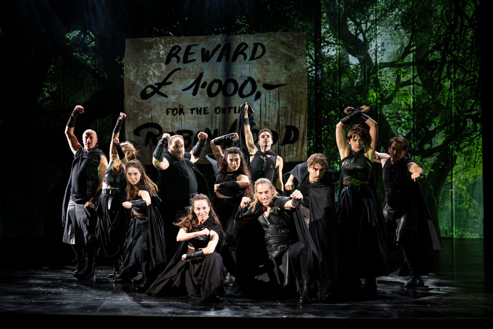 Ensemble, "Robin Hood" 2025 (Foto: Sophia Walkenhorst © spotlight-musicals)