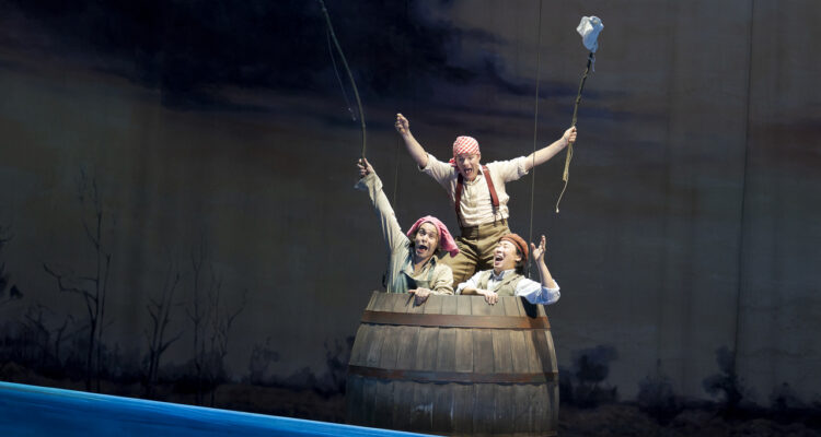 Michael Heller (Huckleberry Finn), Tom Schimon (Tom Sawyer), Euiyoung Peter Oh (Ben Harper) &copy; Werner Kmetitsch