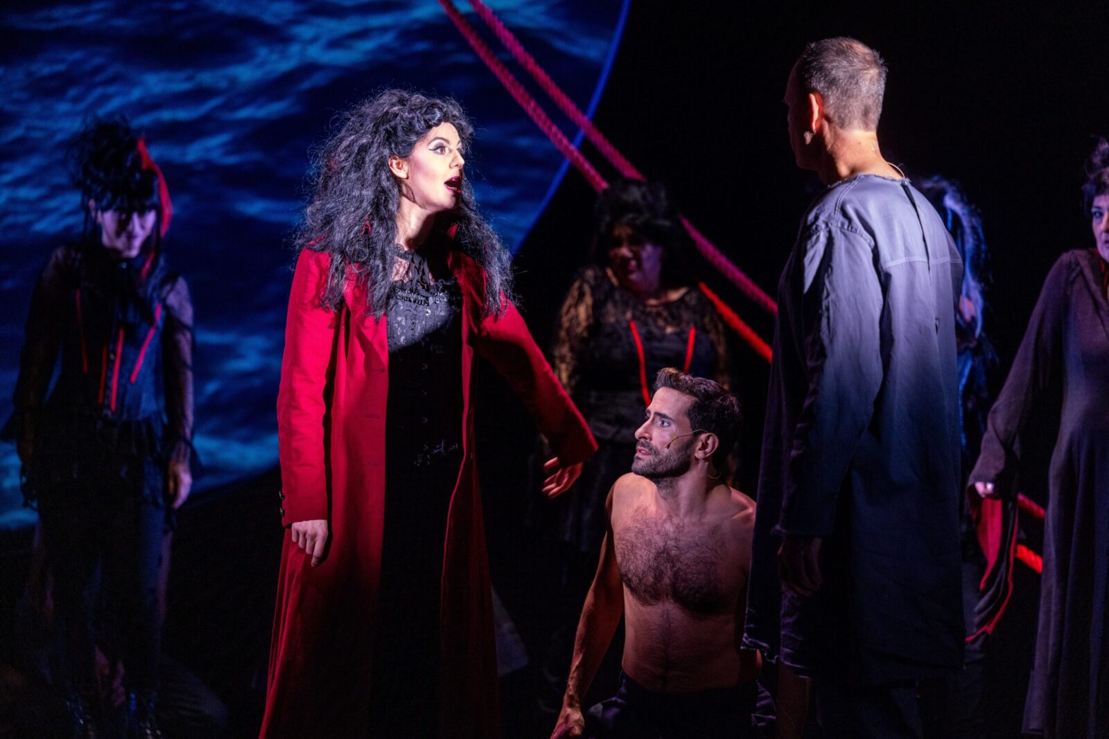 Franziska Ringe (Luisa Vampa), Andrea Marchetti (Jacopo), Thomas Borchert (Edmond Dantès) &copy; t&w / Andreas Tamme