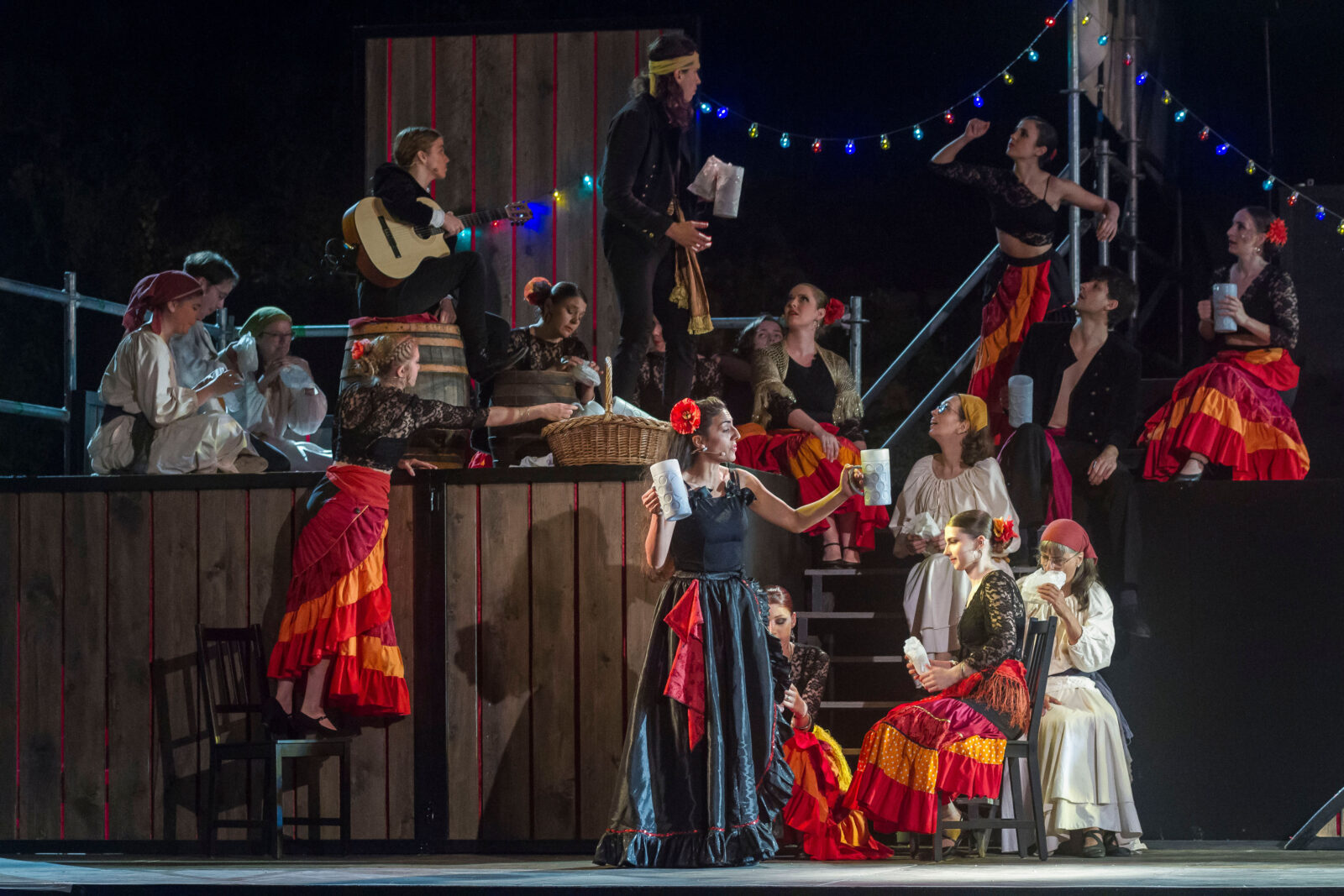 Sharon Isabelle Rupa (Inez), Ensemble &copy; Emília Horpácsi