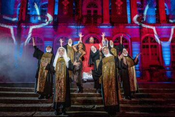 Iris Pickhard (Caritas), Friederike Bauer (Franziska), Carolin Masur (Eugenia), Mariyama Ebel (Josephine Becker), Jannik Harneit, Cornelia Drese (Laurentia), Lotte List (Margaretha), Michaela Winterstein (Ursula), Kati Grasse (Walburga) © Robert Jentzsch