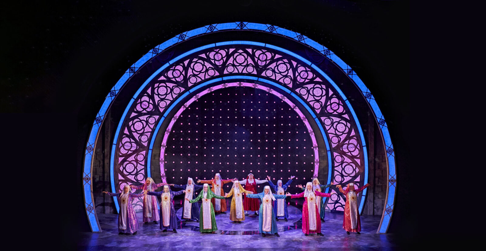 UK Tour Cast 2022 &copy; Mark Senior