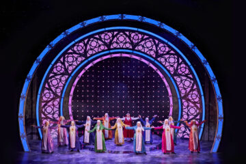 UK Tour Cast 2022 &copy; Mark Senior