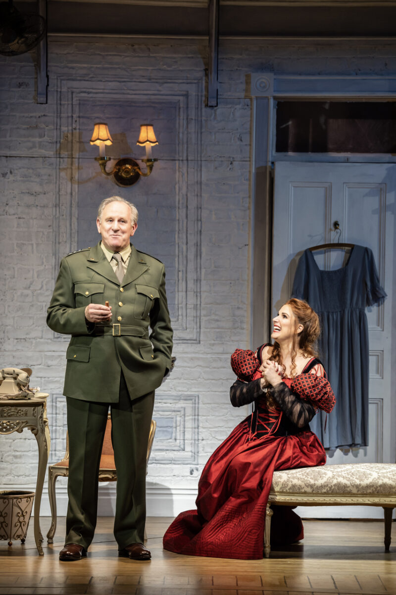 Peter Davison (General), Stephanie J. Block (Lilli/Kate) © Johan Persson