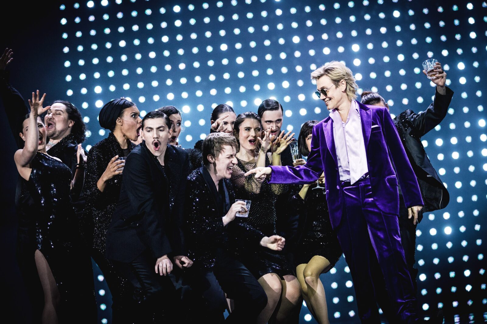 Andreas Bieber (Franklin Shepard), Ensemble &copy; Marie Liebig