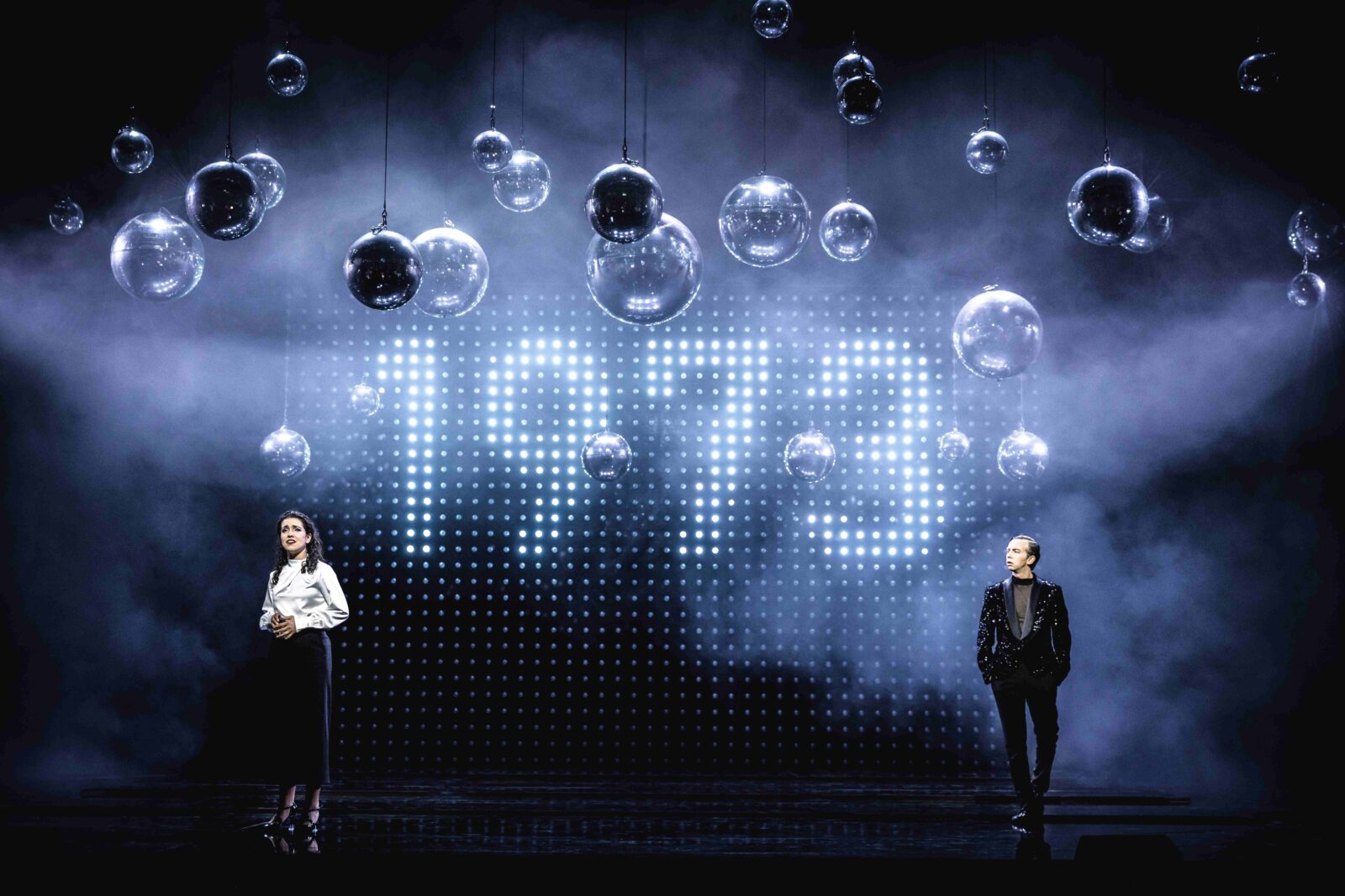 Friederike Bauer (Mary Flynn), Felix Rabas (Charley Kringas) &copy; Marie Liebig
