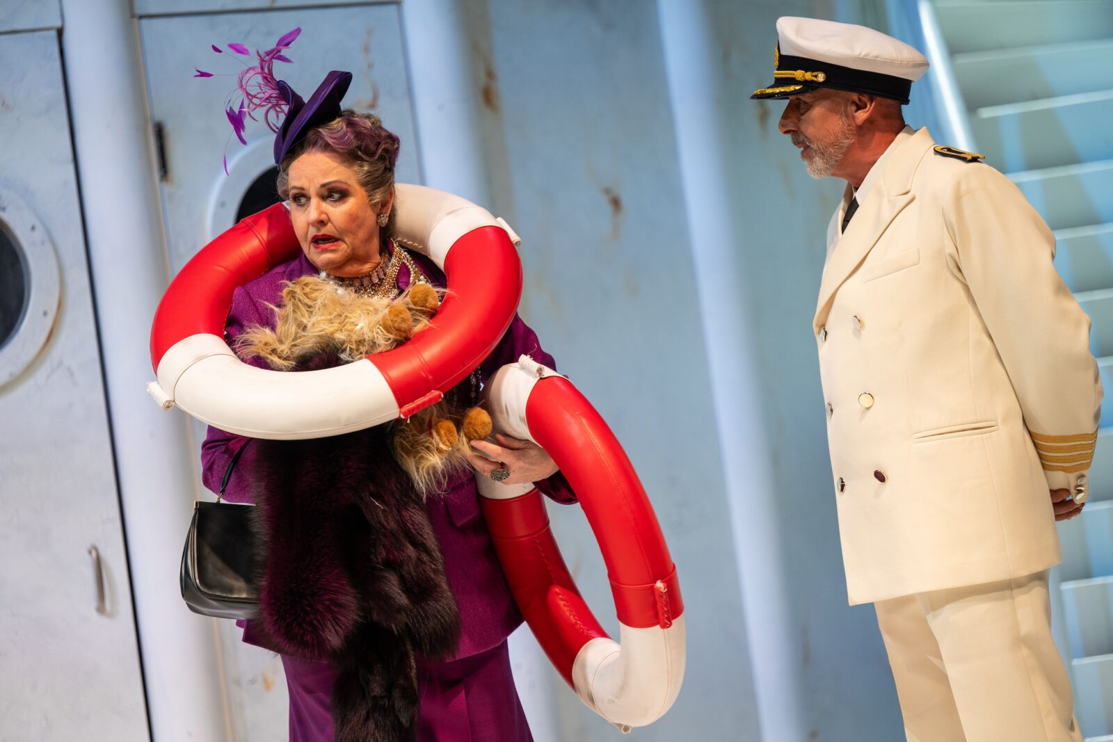 Undine Dreissig (Evangeline Harcourt), Frank Heinrich (Kapitän) © Nilz Boehme