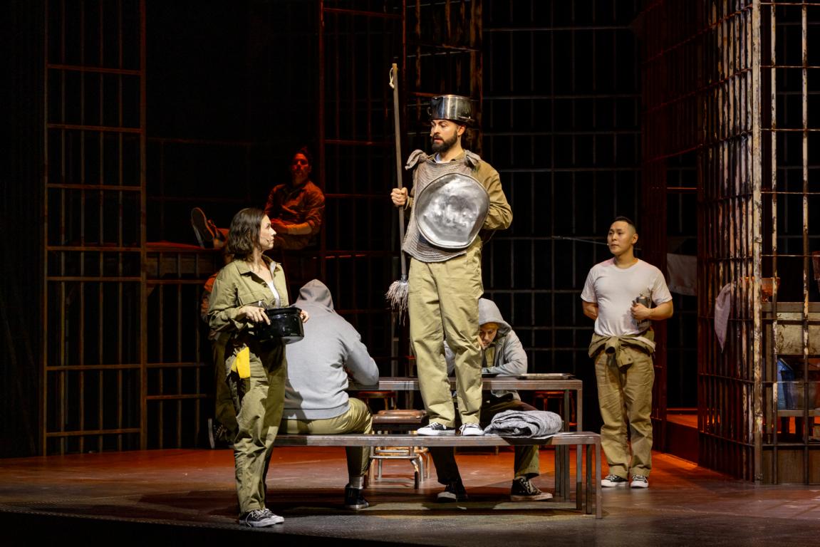 Elisabeth Hübert (Aldonza), Sebastian Seitz, Philipp Kranjc (Don Quixote), Nikko Forteza (Maultiertreiber), Benjamin Lee (Sancho) © Pedro Malinowski