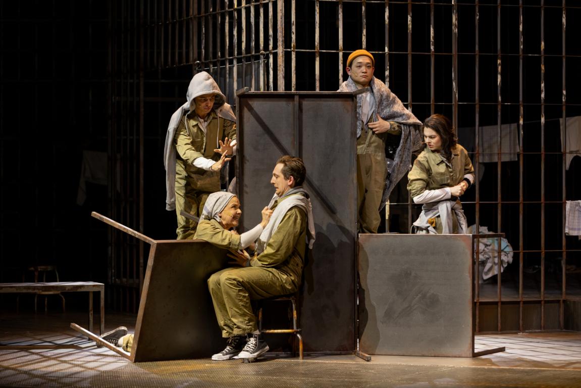 Sebastian Seitz, Anke Sieloff, Adam Temple-Smith (Maultiertreiber), Bjungsun Kang (Maultiertreiber), Marie Ploner (Antonia) © Pedro Malinowski