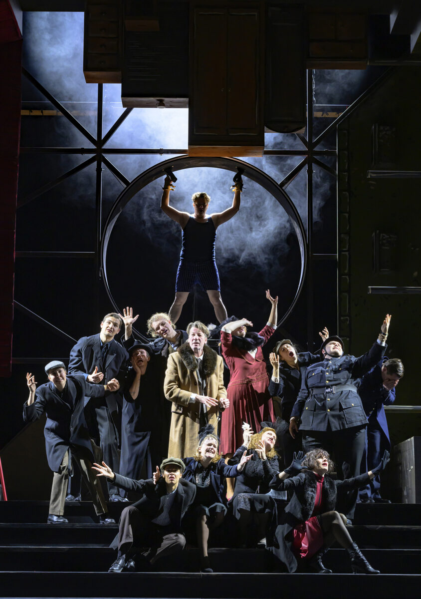 Ensemble © Bettina Stöß