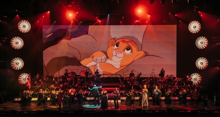 Abla Alaoui, Elindo Avastia, Cahsity Crisp, Gonzalos Campos López, Sabrina Weckerlin, Alexander Klaws © Patrick Schneiderwind