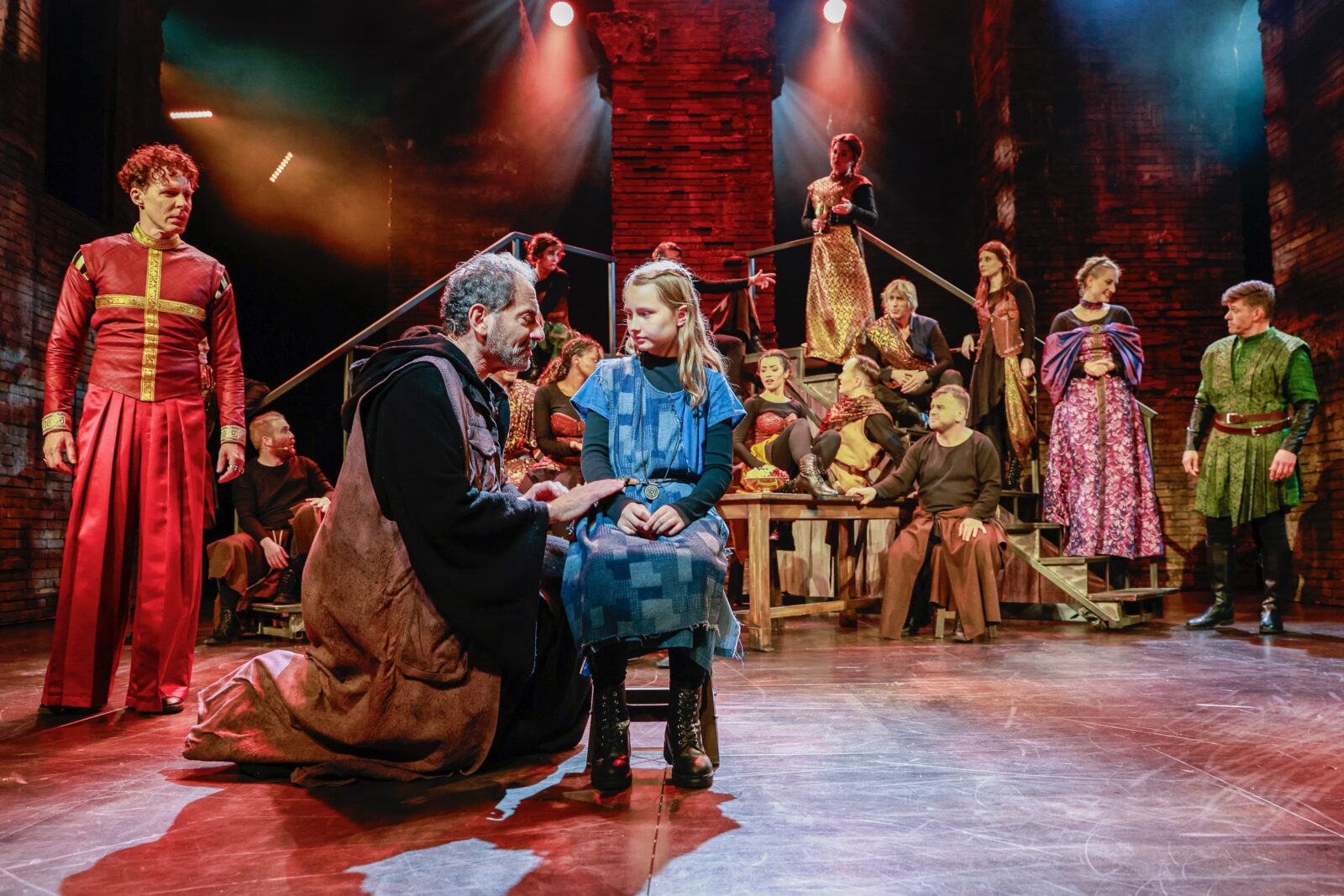 Ethan Freeman (Rabanus), Jana Luisa Band (Johanna als Kind), Fulda 2025 © Spotlight Musicals, Michael Werthmueller
