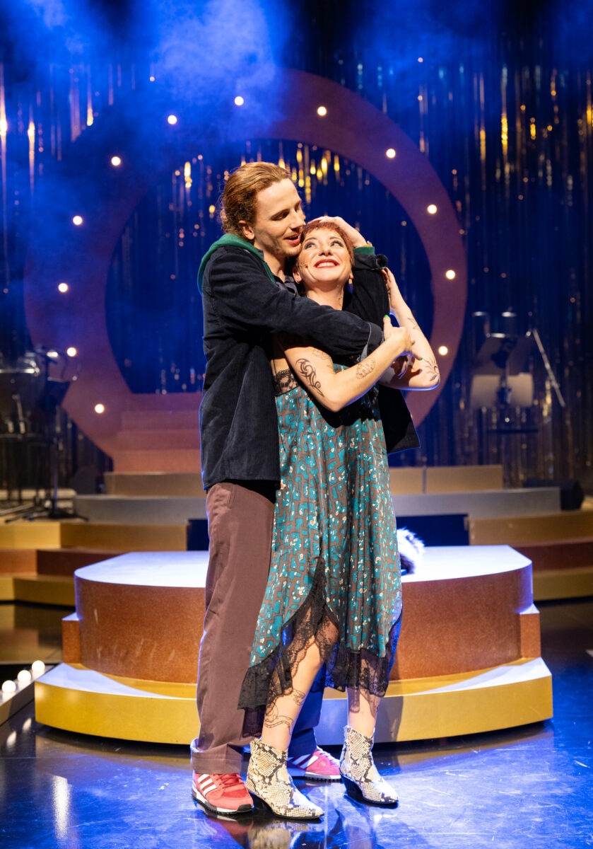 Moritz Carl Winklmayr (Clifford Bradshaw), Sophia Euskirchen (Sally Bowes) © Stephan Walzl