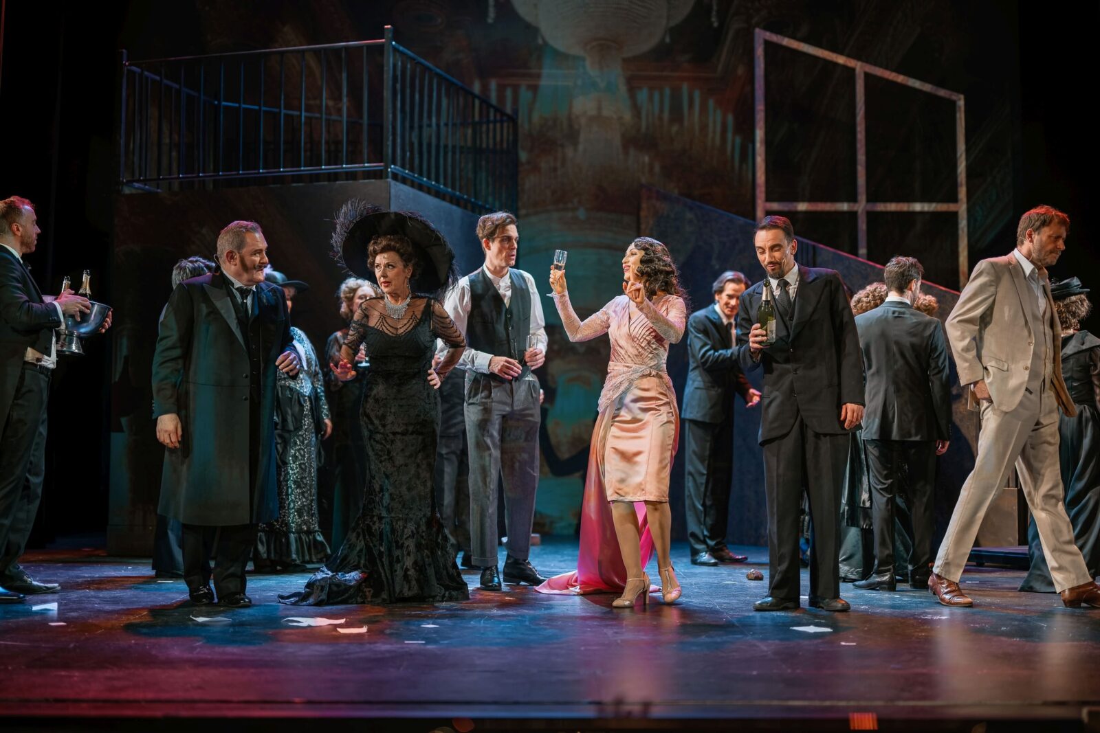 Ensemble "Doktor Schiwago" © Albrecht Holländer