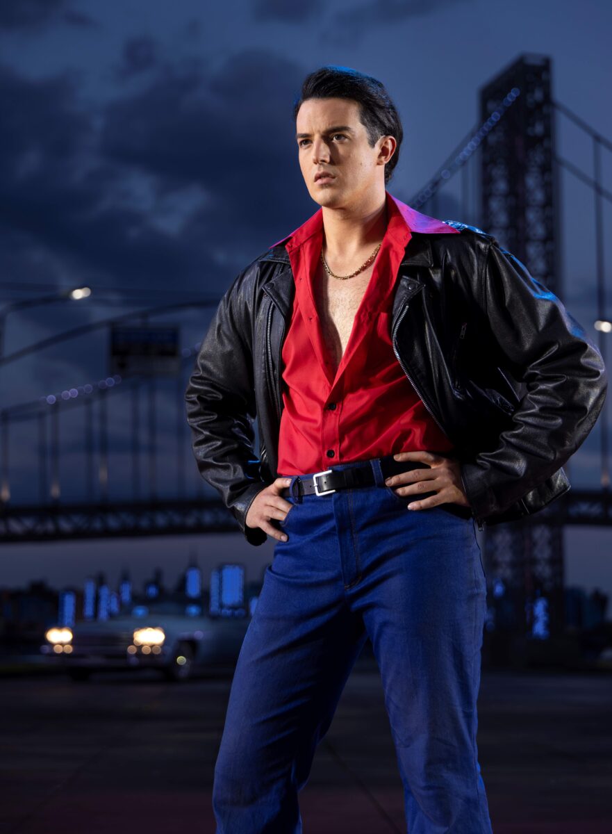 Paul Csitkovics (Tony Manero) &copy; kurtpinter.com