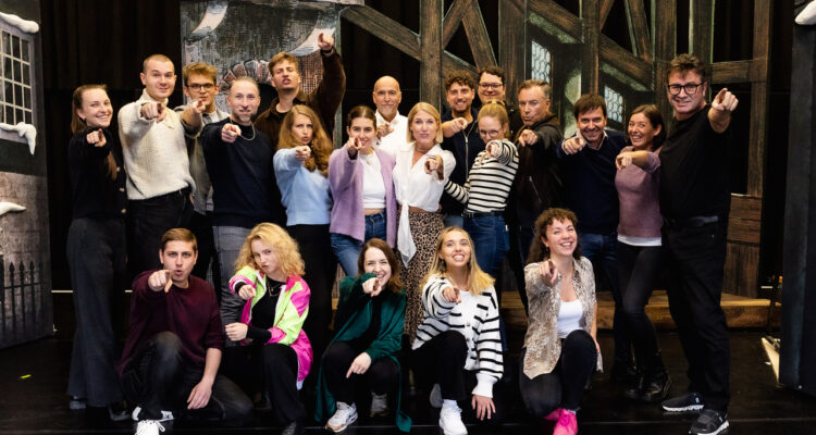 Cast "Eine Weihnachtsgeschichte" 2024 &copy; Jens Ochmann