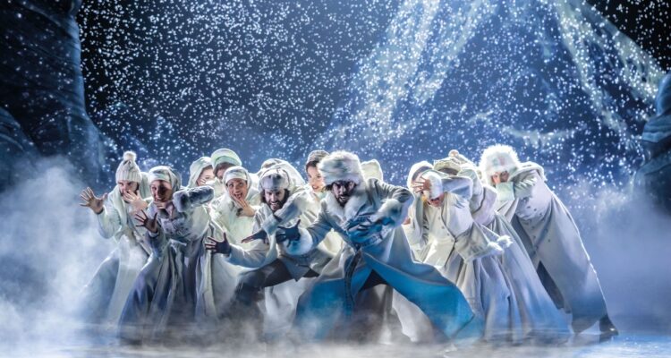 Ensemble "Die Eiskönigin" &copy; Johan Persson
