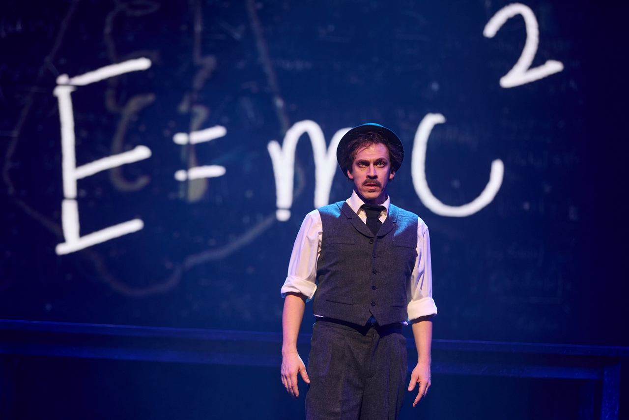 David Jakobs (Albert Einstein) © Ludwig Olah