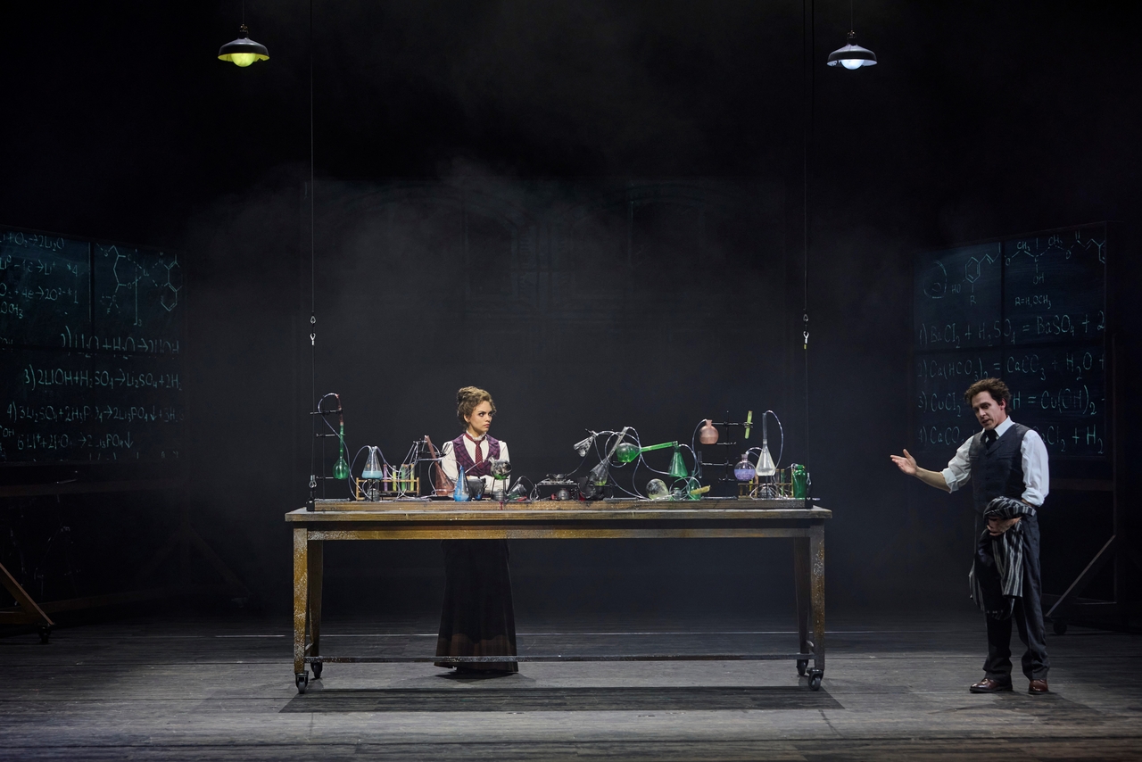 Katia Bischoff (Mileva Marić), David Jakobs (Albert Einstein) © Ludwig Olah