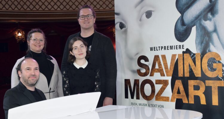 Jürgen Goriup, Elisabeth Sikora, Charli Eglinton, Markus Olzinger bei der Pressekonferenz zu „Saving Mozart“ &copy; Rudi Gigler
