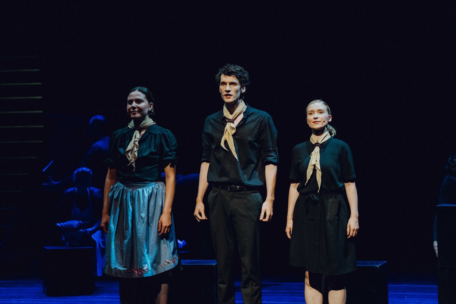 Jonathan Guth (Hans Scholl), Friederike Zeidler (Sophie Scholl), Tamara Köhn (Inge Lafrenz) &copy; Jonas Melcher