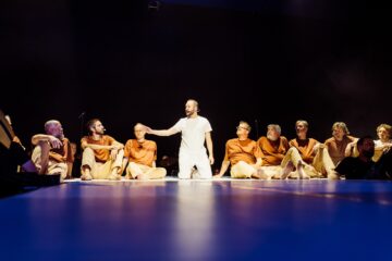 Markus Psotta (Jesus), Ensemble © Leonie Höhne