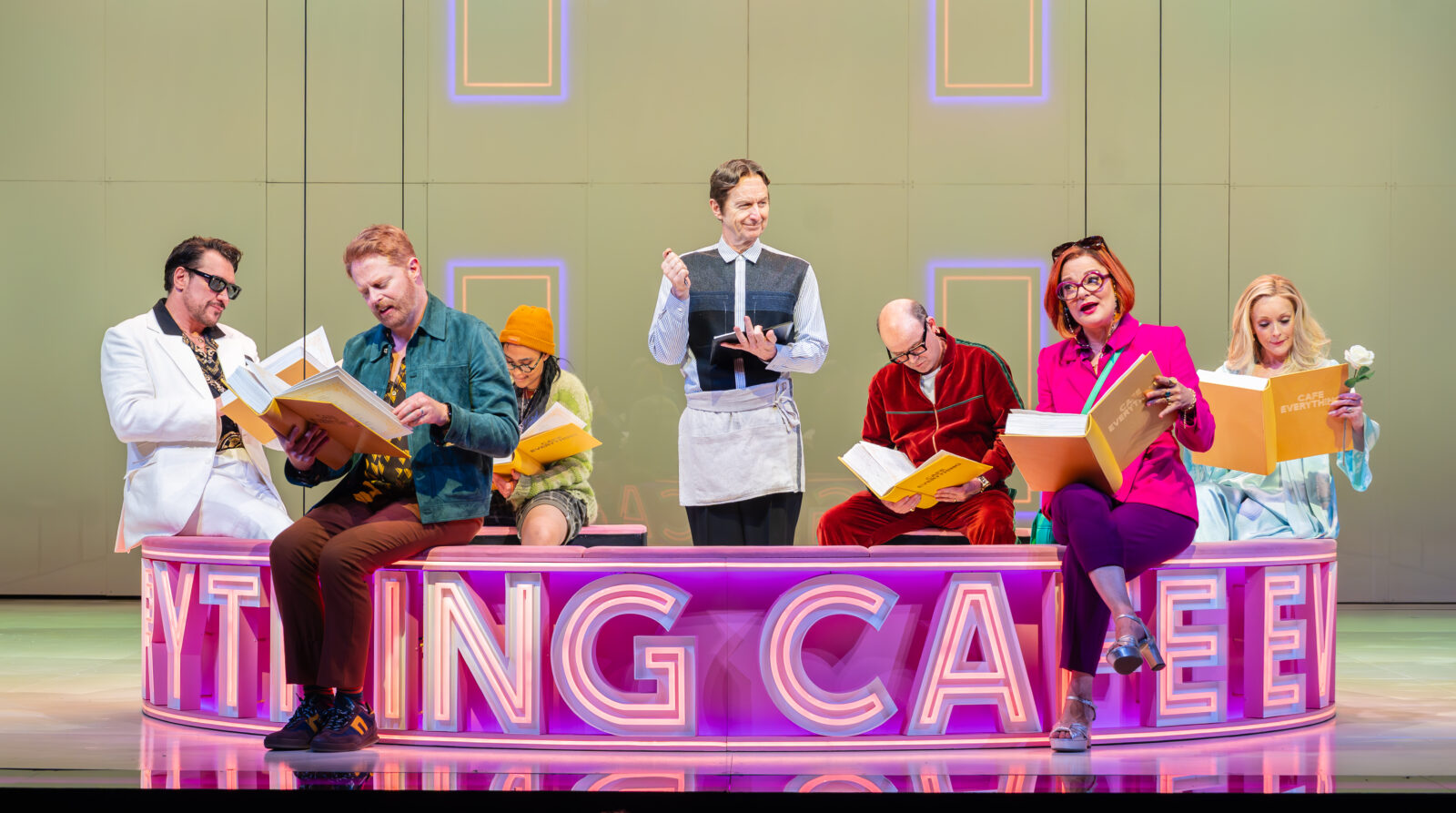 Cast, © Marc Brenner