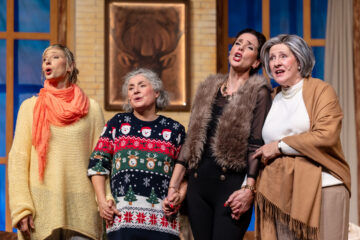 Nini Stadlmann (Tanja), Eva Brunner (Doris), Franziska Becker (Gabriele), Heike Jonca (Viola) © Robert Jentzsch