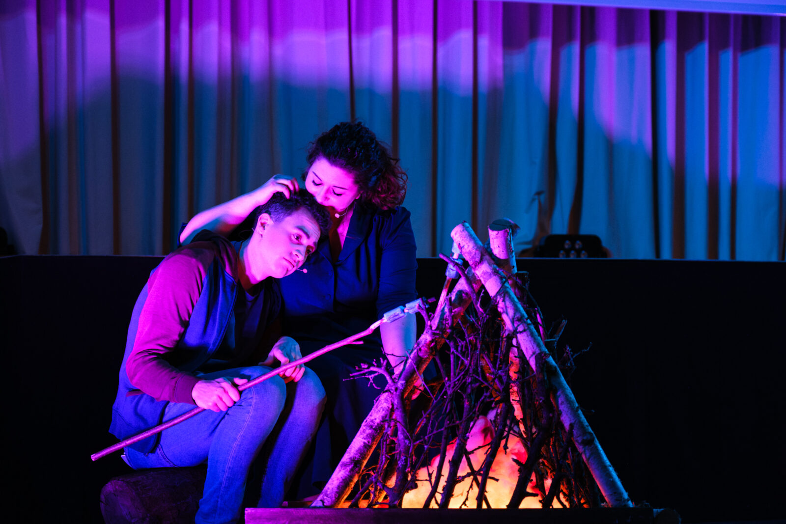 Patrik Keufen (Percy Jackson), Gina Boesebeck (Sally Jackson) © Tim Hartl