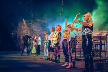 Julian Müller (Band), Katharina Engelmann (Conchita aus der Asche), Robi Tissi Graf (Debbie Harry), Gilbert Mieroph (Rolph Kugel), Jonas Hellenkemper, Susanne Weckerle (Statler), Andreas Guglielmetti (Katja 3), Sabine Weithöner (Waldorf), Franziska Beyer (Iggy Pop) © Ken Werner