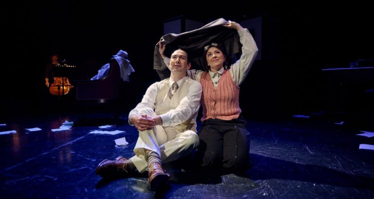 Daniel Nicholson (Jeevis Pendleton)und Joanna Lissai (Jerusha Abbott), © Martin Sigmund.