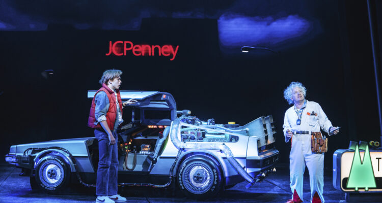 Zurück in die Zukunft &copy; Helen Murray