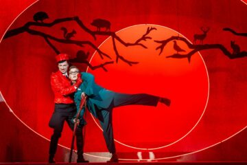 Sebastian Degenhardt (Stelzfuß), Cedric von Borries (Wilhelm) © Thomas Ulrich