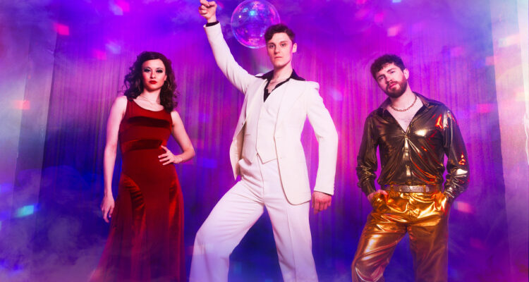 Shania Ochsner (Stephanie), Alexander Auler (Tony), Joey Heindle (DJ Monty) in "Saturday Night Fever" &copy; Marco Sommer