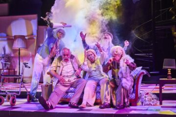 Jan Henning Kraus (Herr Kraus), Rainer Furch (Herr Furch), Hannelore Bähr (Frau Bähr), Martin Schultz-Coulon (Herr Schultz-Coulon), Astrid Vosberg (Frau Vosberg) © Pfalztheater Kaiserslautern/Thomas Brenner