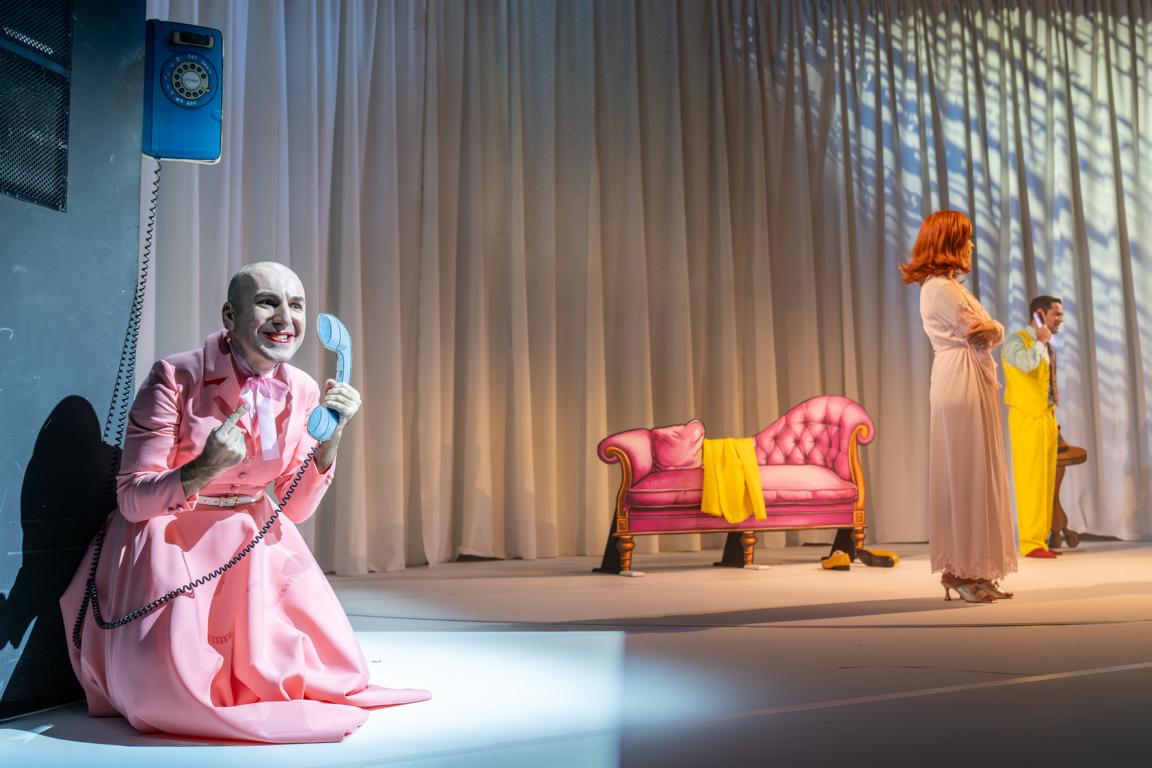 Fehmi Göklü (Christopher "Kit" Gill), Marlene Jubelius (Sarah Stone) © Tobias Kreft