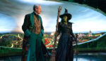 Jeff Goldblum (The Wonderful Wizard of Oz) und Cynthia Erivo (Elphaba) © Universal Studios. All Rights Reserved