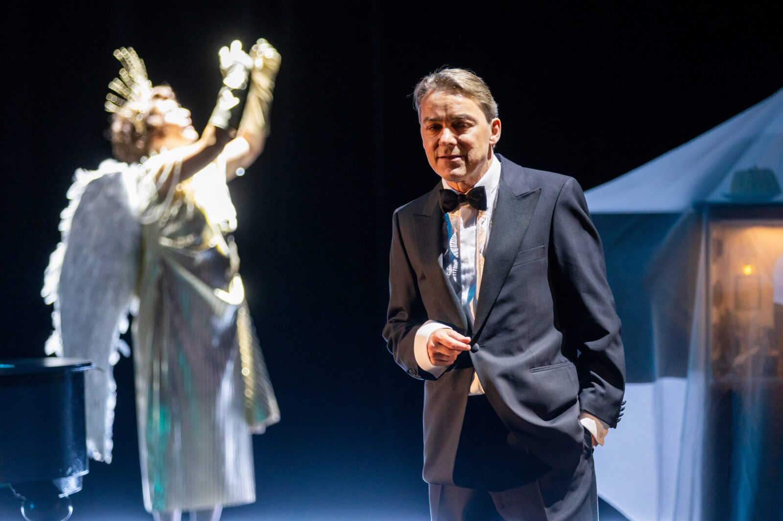 Alexander Lutz, Maya Hakvoort © Christian Husar/Bühne Baden