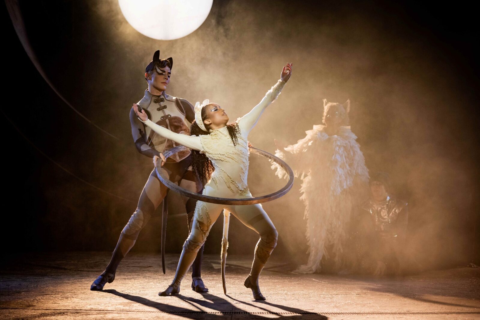 Josie Chambers-Sims (Syllabub), Jack Wilcox (Munkunstrup) © Mark Senior
