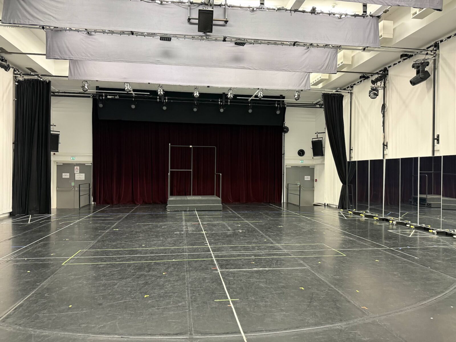 Die Probebühne im Wiener Ronacher © Andrea Luca Cotti