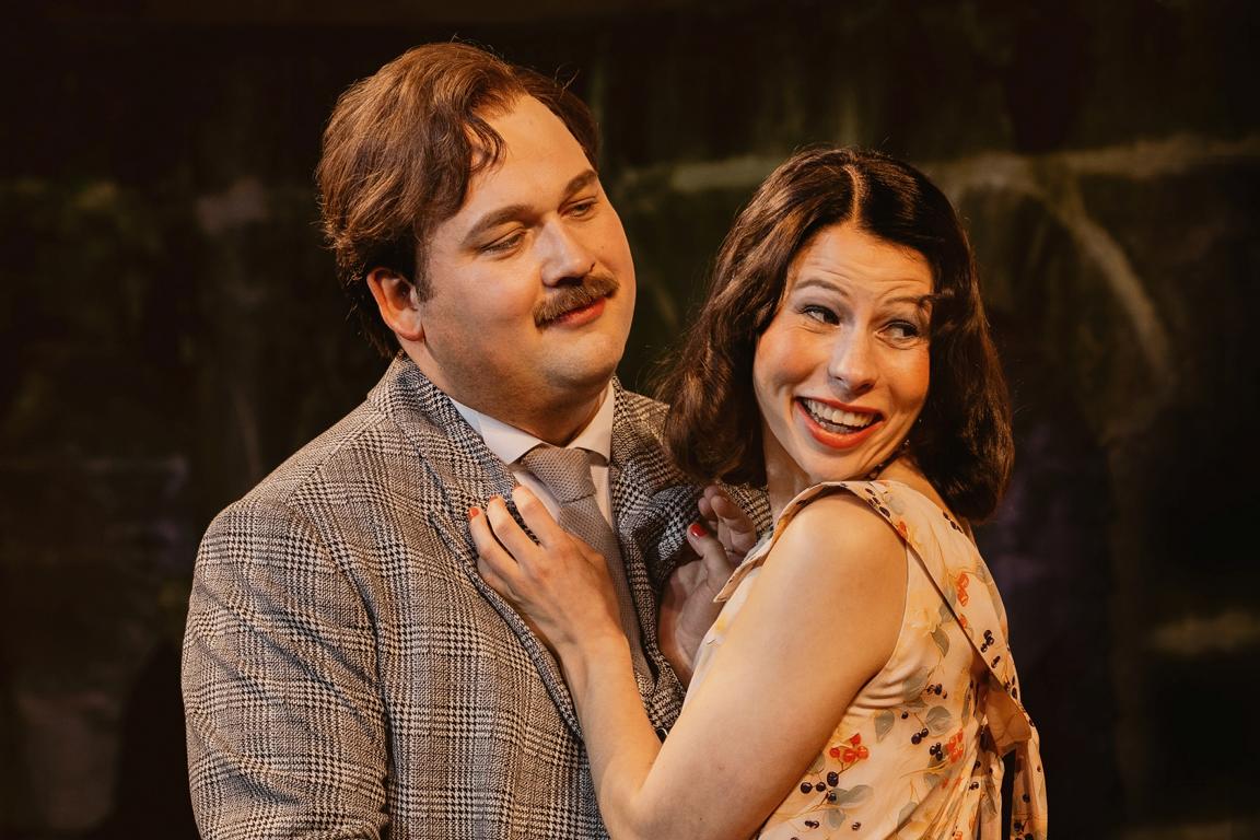 Lennart Matthiesen (Jay Gatsby), Meike Pintaske (Daisy Buchanan) © Nicole Brühl