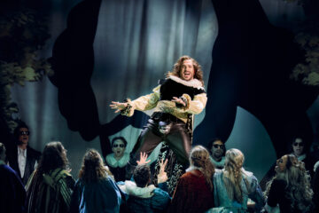 Riccardo Greco als Shakespeare in "Something Rotten!" &copy; Johannes Schembs