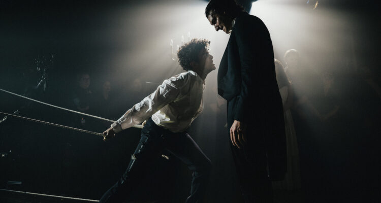 Francisco Javier Gonzales (Raoul), Clay Singer (Phantom) © Andy Henderson